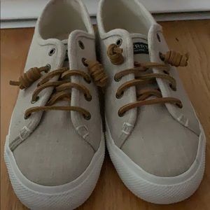 Sperry sneakers size 7